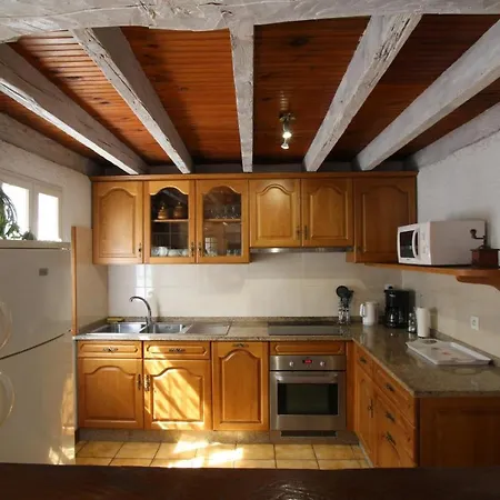 בית נופש Chez Brouqua *